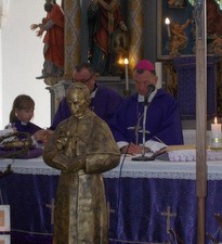 Biskup Pozaić u pastoralnom pohodu u Radoboju